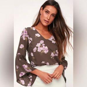 Abbey taupe floral print flounce sleeve top - Lulus’s